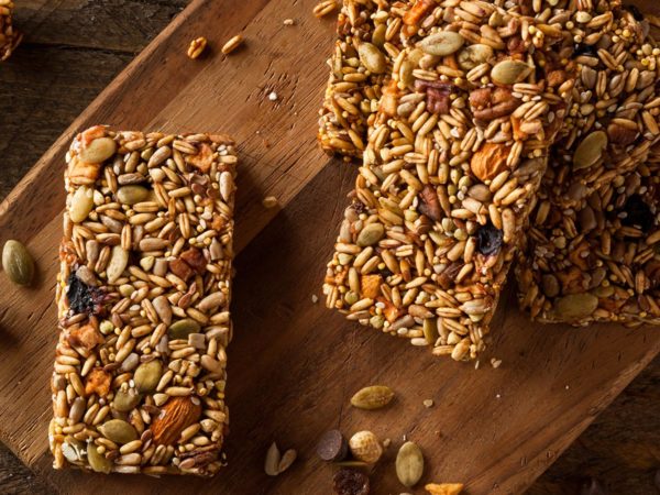 Barrette energetiche: la ricetta per preparare in casa gustosi snack Barrette energetiche: la ricetta per preparare in casa gustosi snack