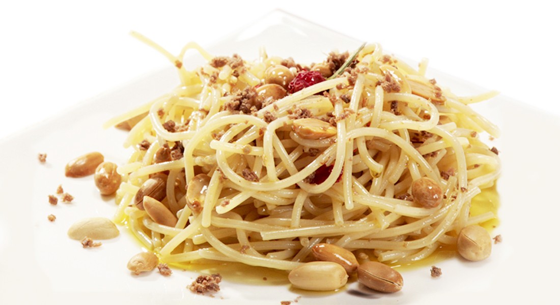 Spaghetti alla bottarga e Arachidi Ventura