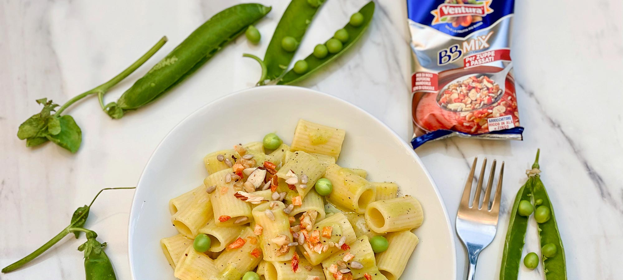 Rigatoni con crema di piselli e mix di Frutta Secca Ventura