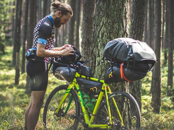Vacanze in bici: cicloturismo, per un viaggio diverso Vacanze in bici: cicloturismo, per un viaggio diverso